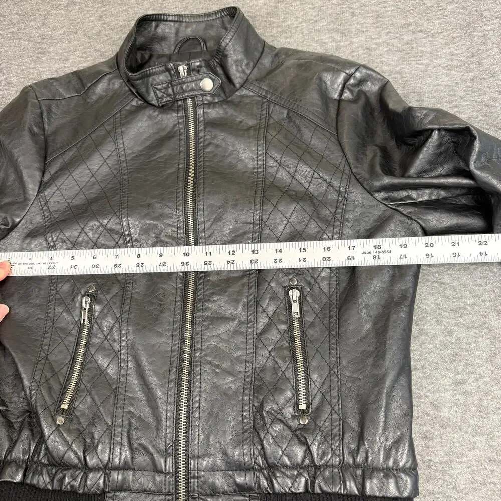 Lapis Women’s Faux Leather Moto Bomber Jacket Black Quilted size Large Edgy
